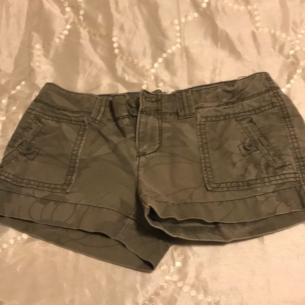 AEO shorts